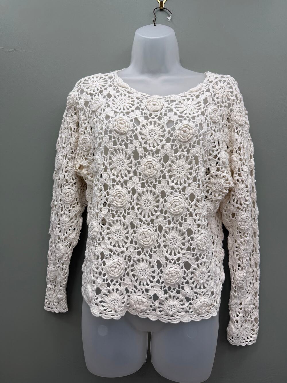 Studio Michele Stuart Crochet Sweater L Ivory Floral 3D Rose Cotton Boho